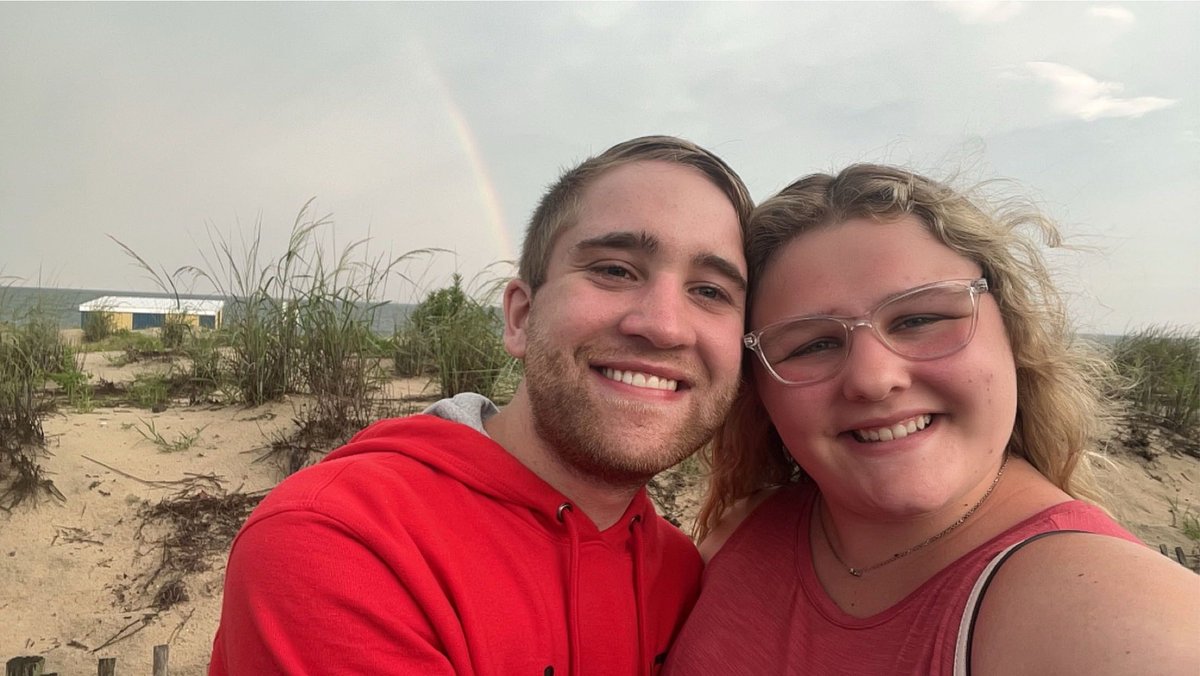 BloomsburgU's tweet image. &quot;The biggest lesson I&apos;ve learned through this is to trust myself. Seeing that these decisions actually worked out and made my college experience better proved to me I can make good decisions and that I can trust myself.&quot; 

✍️🐾 #HuskyUnleashed #blog ⬇️  commonwealthuexplore.blogspot.com/2024/03/trust-…