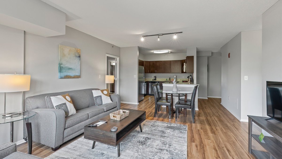 Luxury meets convenience at 15 Bank in White Plains, NY! Our fully furnished apartments are perfect for #extendedstays, making it a seamless transition to your new home