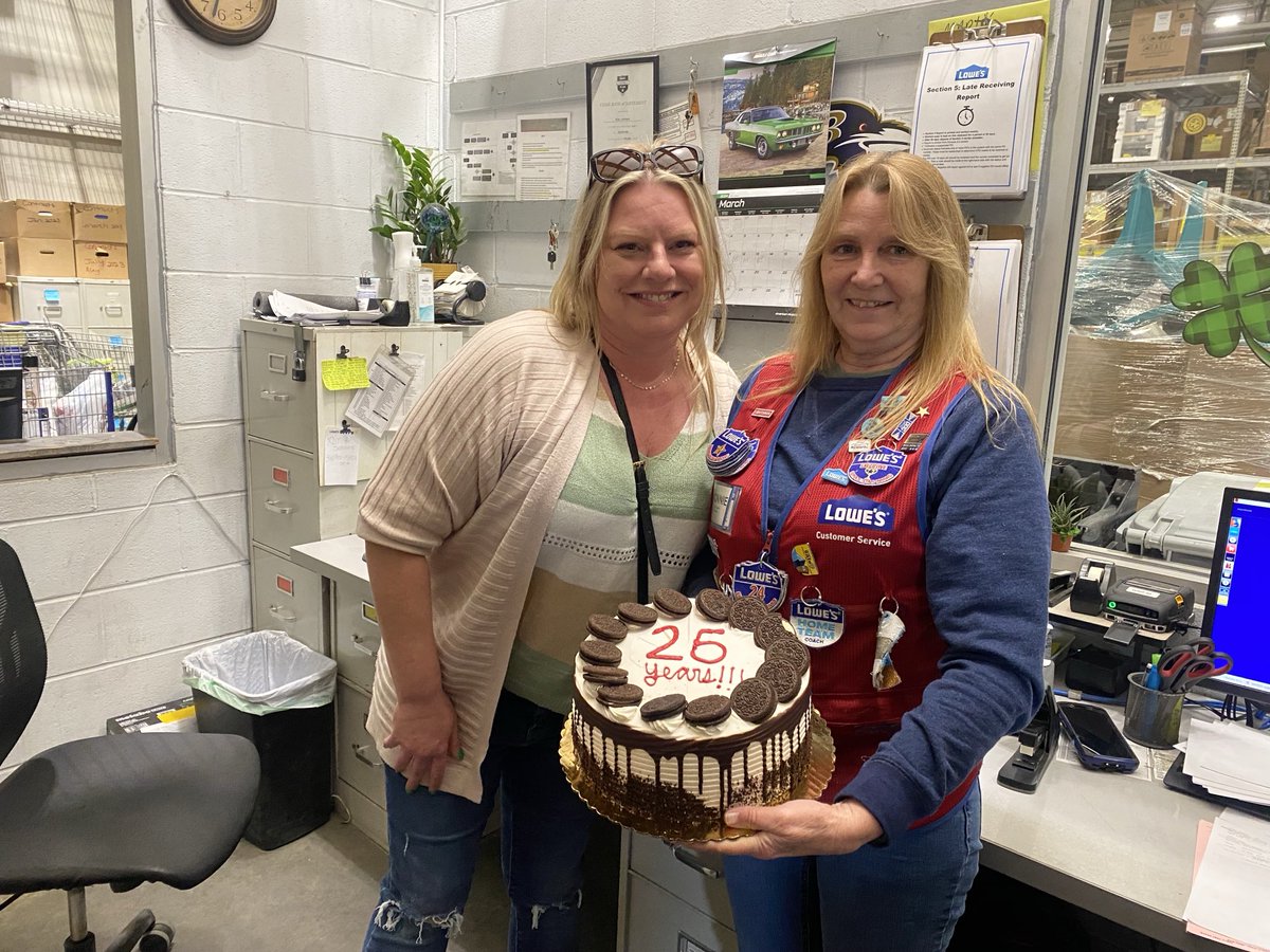 janet artiga tweet media