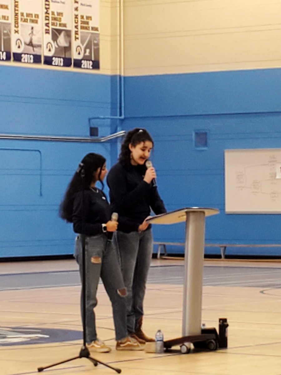 LindaMywaart's tweet image. So honored to be @WWhighschool for the @CSLA_Leaders Horizons Conference. I am here to learn with and from these grade 9 students
@FMPSD @FMCSD 
#learningtolead #leadingtolearn