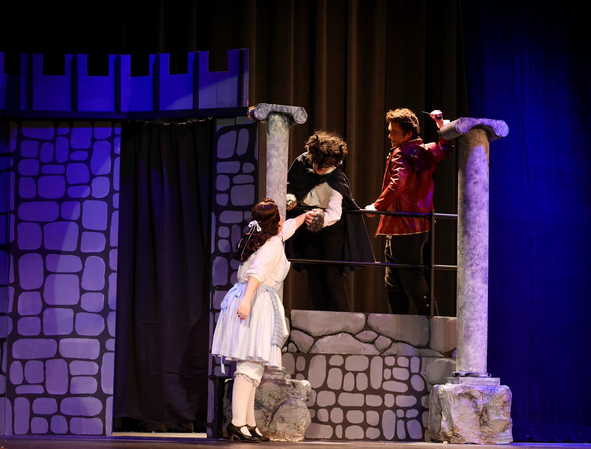 mrhsvpa's tweet photo. Congrats to all the students, theater staff, and community members for putting on a FANTASTIC musical, Beauty and the Beast! The VPA dept. is so proud! The immense work and dedication that went into this production is commendable. Purchase tickets here https://t.co/w9fZc97F2Z https://t.co/jSUdLaxSLu