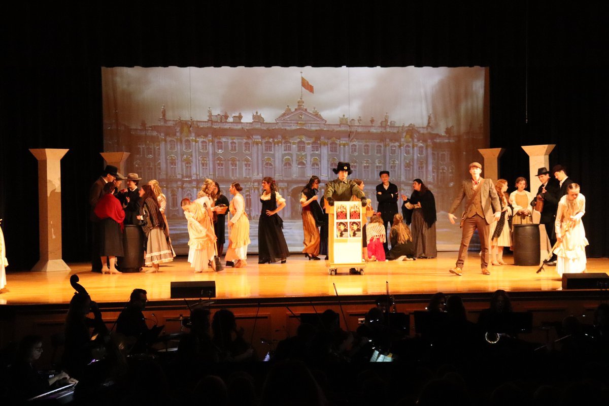 A few lucky elementary and MS students got an exclusive preview of the OPHS drama club's rendition of 'Anastasia'. What an outstanding show!  Performances will be held March 14-16, at 7 p.m. and March 17, at 2 p.m. @ OPHS. 🎟️🎭
For more info. visit:  bit.ly/4aaT36N