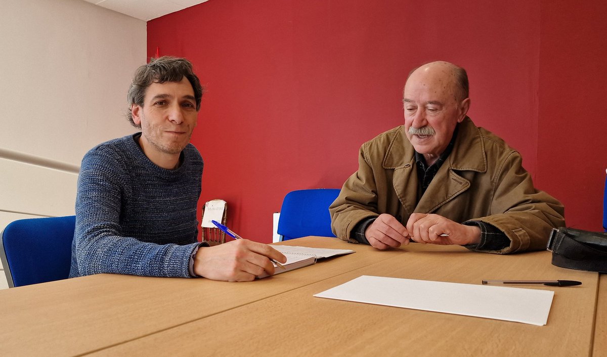 Hoy nos hemos reunido con Euskal Dendak para hablar sobre la situación del comercio local.

Les hemos trasladado nuestra crítica a la política del PSE PNV; ahoga el pequeño comercio local y de barrio mientras favorece grandes corporaciones.