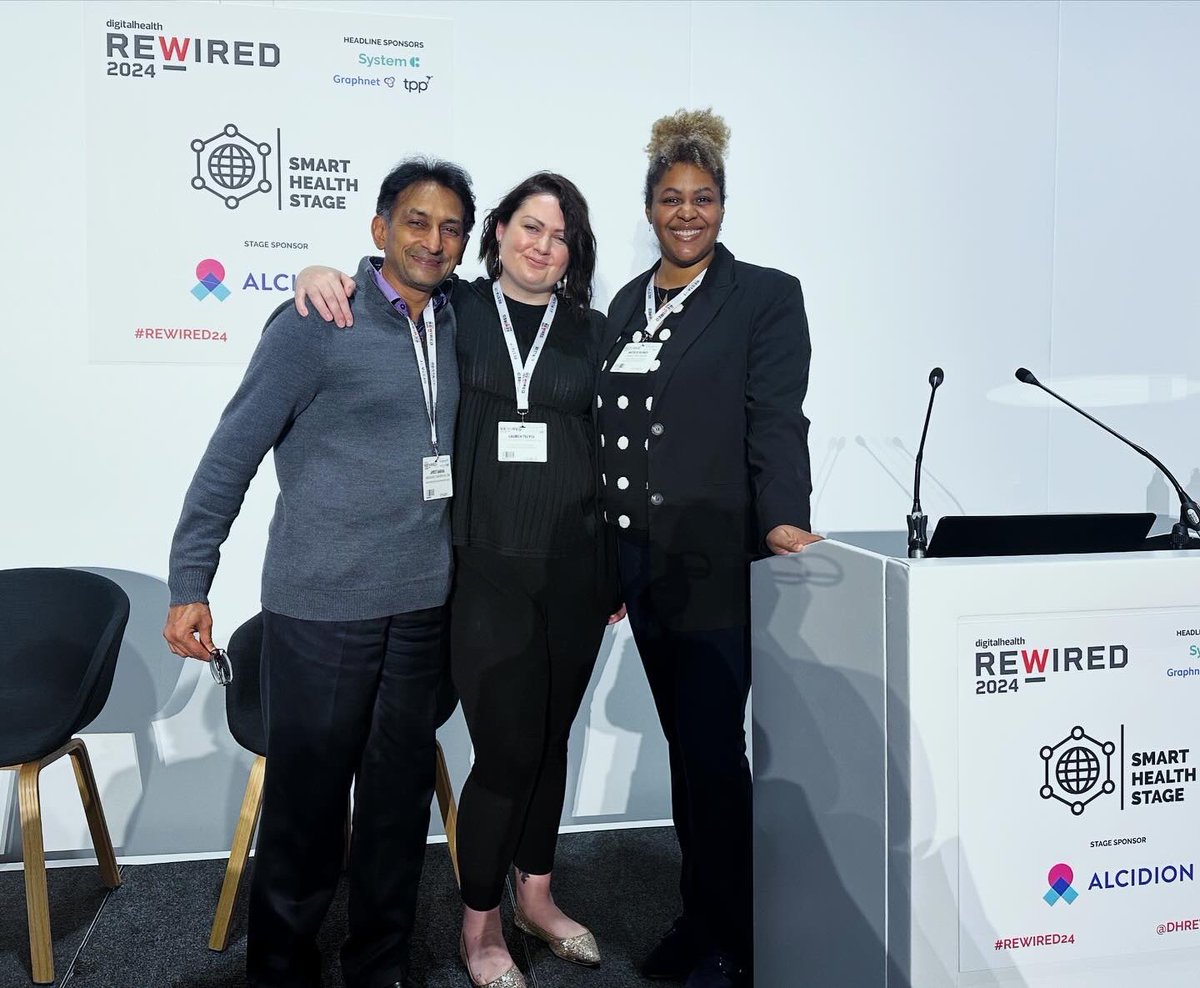 NataliePNunes's tweet photo. What a pleasure to present at @DHRewired
#REWIRED24 with @thatresearchmw on the use of #VirtualReality to reduce pain &amp; anxiety for those having awake miscarriage procedures #Eirene @ChelwestFT Thanks to @cwpluscharity #CWInnovation
#womenshealthresearch #femtech
#pregnancyloss https://t.co/VUg7uy7Bnz
