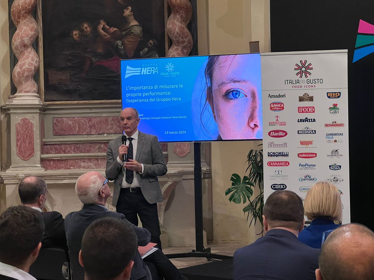 GruppoHera's tweet photo. #GruppoHera ha incontrato oggi le aziende alimentari associate a Italia del Gusto: visita al polo di telecontrollo di #Forlì e presentazione delle soluzioni di #Herambiente Servizi Industriali e #Aliplast per il settore food all'evento targato #SCART a @CasaArtusi https://t.co/liSIwDWiOc