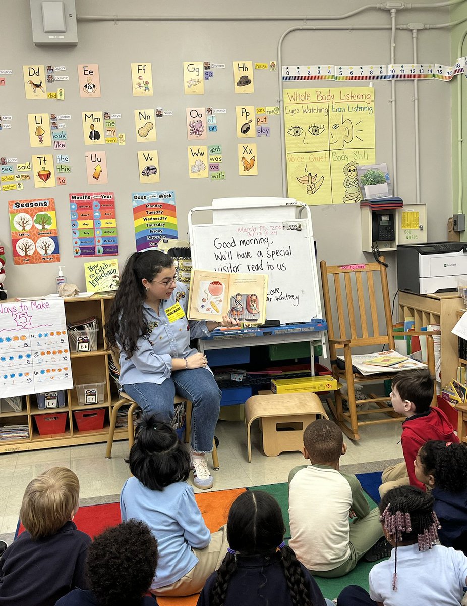 TeachersCollege's tweet photo. The #TCCommunity came together to make an impact during our student read-aloud earlier this morning. 📚🌟 #TCImpactDay https://t.co/FIBeSNsHlK