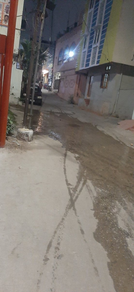 Manish_Thorath's tweet photo. @HMWSSBOnline @hmwssbgmom3
@hmwssbdgmkarwan
@GHMCOnline @hmwssbMD
Your grievance/request onregarding SEWERAGE OVERFLOWS-ON THE ROAD With TokenNo:1335 from past 10 days at infront ram mandir Amlapur no one we are facing a bad smell and mosquitoes. Pls take necessary action. https://t.co/AKkdsDdR7P