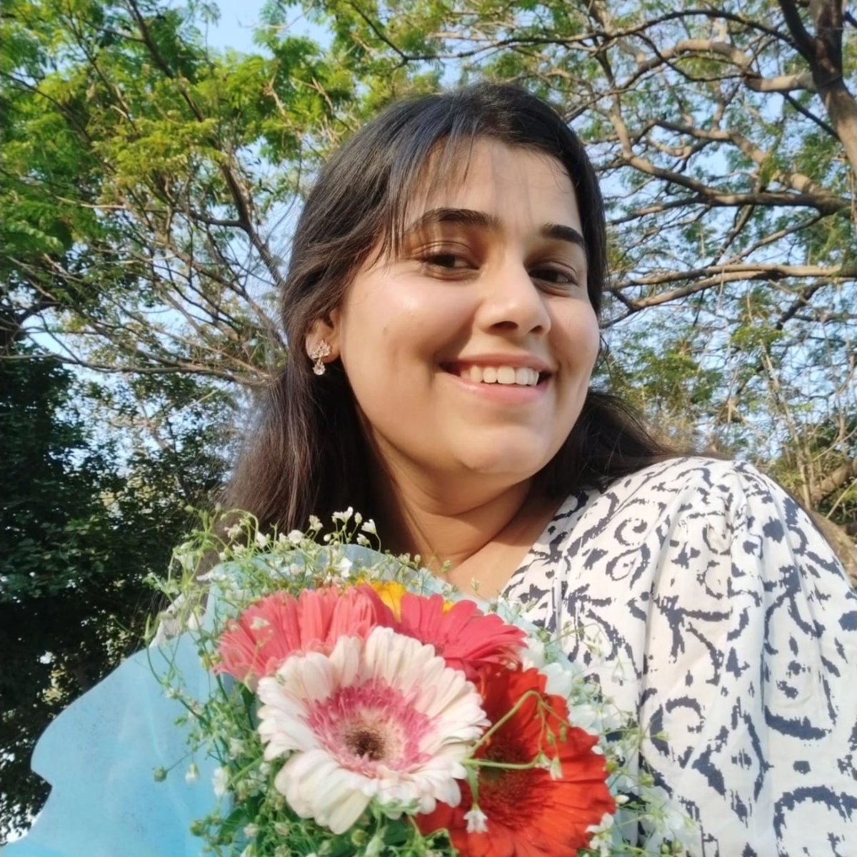 KhushiT113's tweet photo. 🌼March Baby🌼🍃

#march #twenty_two https://t.co/0p84rKzjAr