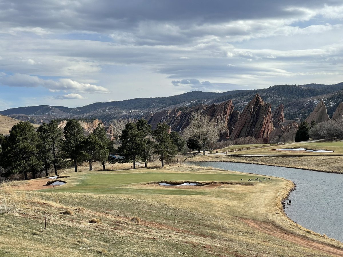 jjwickman's tweet photo. Got the chance to play Arrowhead Golf course with my best friends yesterday. The red rocks on the course are over 300 million years old🤯  it’s also one of the most photographed courses in the world. https://t.co/xIRJSAy3S6