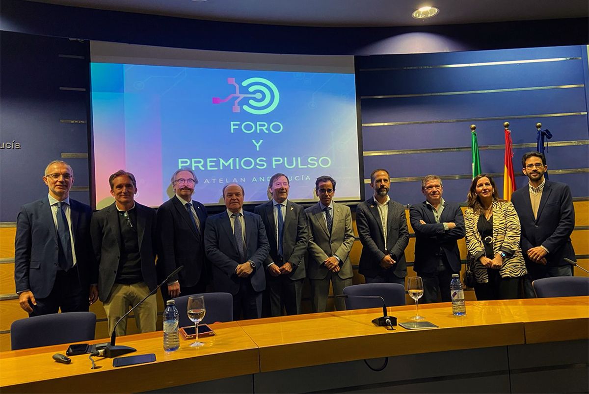 uhd_spain's tweet photo. 🗣️ En representación de nuestra asociación, 𝐅𝐫𝐚𝐧𝐜𝐢𝐬𝐜𝐨 𝐉𝐚𝐯𝐢𝐞𝐫 𝐇𝐮𝐫𝐭𝐚𝐝𝐨, Director de Operaciones de @AxionTeleco, ha participado en el #ForoPULSO organizado por @ATELAN_es, en la @CEAes_.
#tv #tdt #uhd https://t.co/LMXWBvfGrA