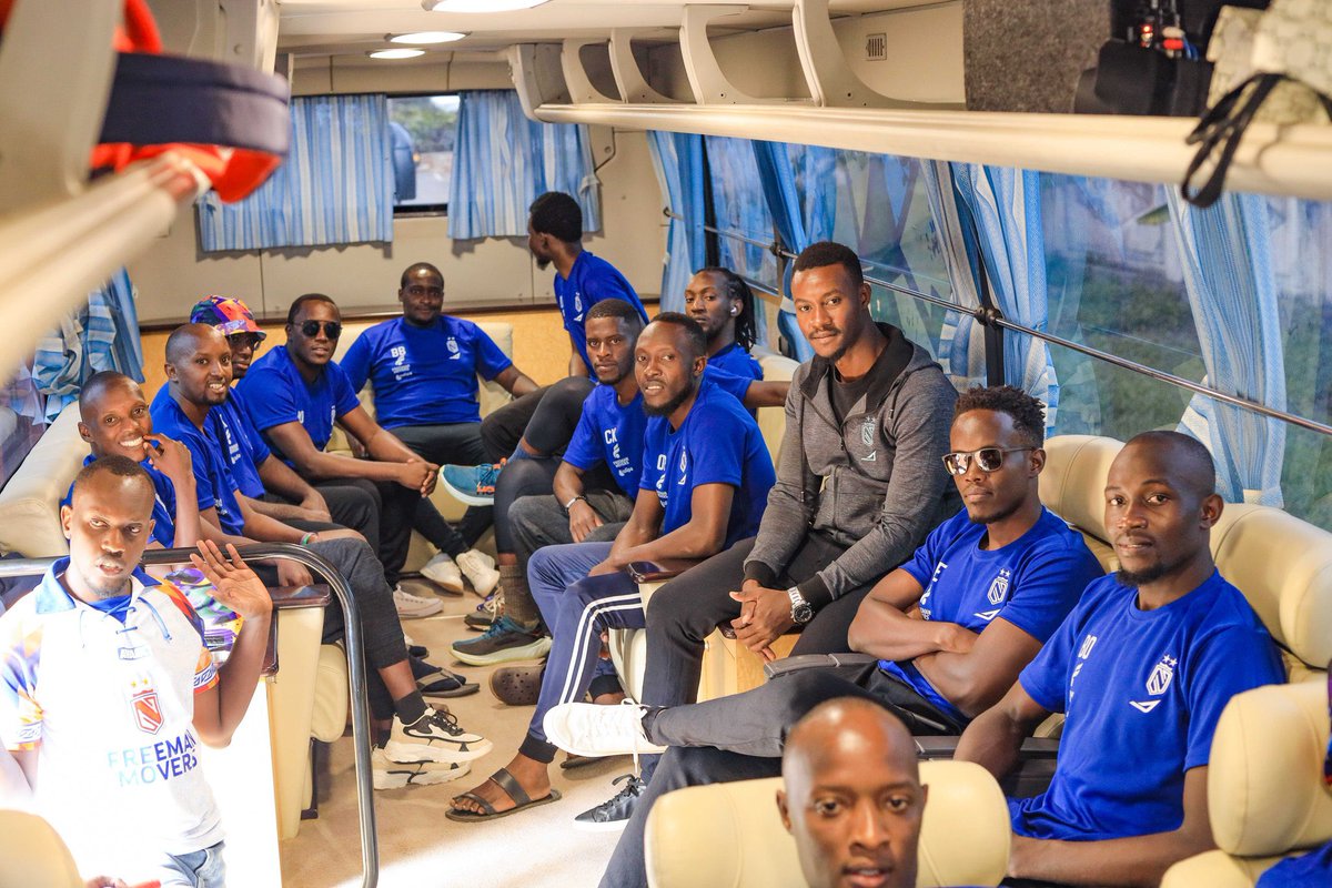 baino_brian's tweet photo. This is how players of one of the teams in the beer league traveled for their final.. some UPL teams players bakawatawo booda  to match days hmmm 🤦🏽‍♂️🤦🏽‍♂️😂. 

Not saying that a beer league is better than UPL but UPL can surely do better. https://t.co/x5ROTNb39X