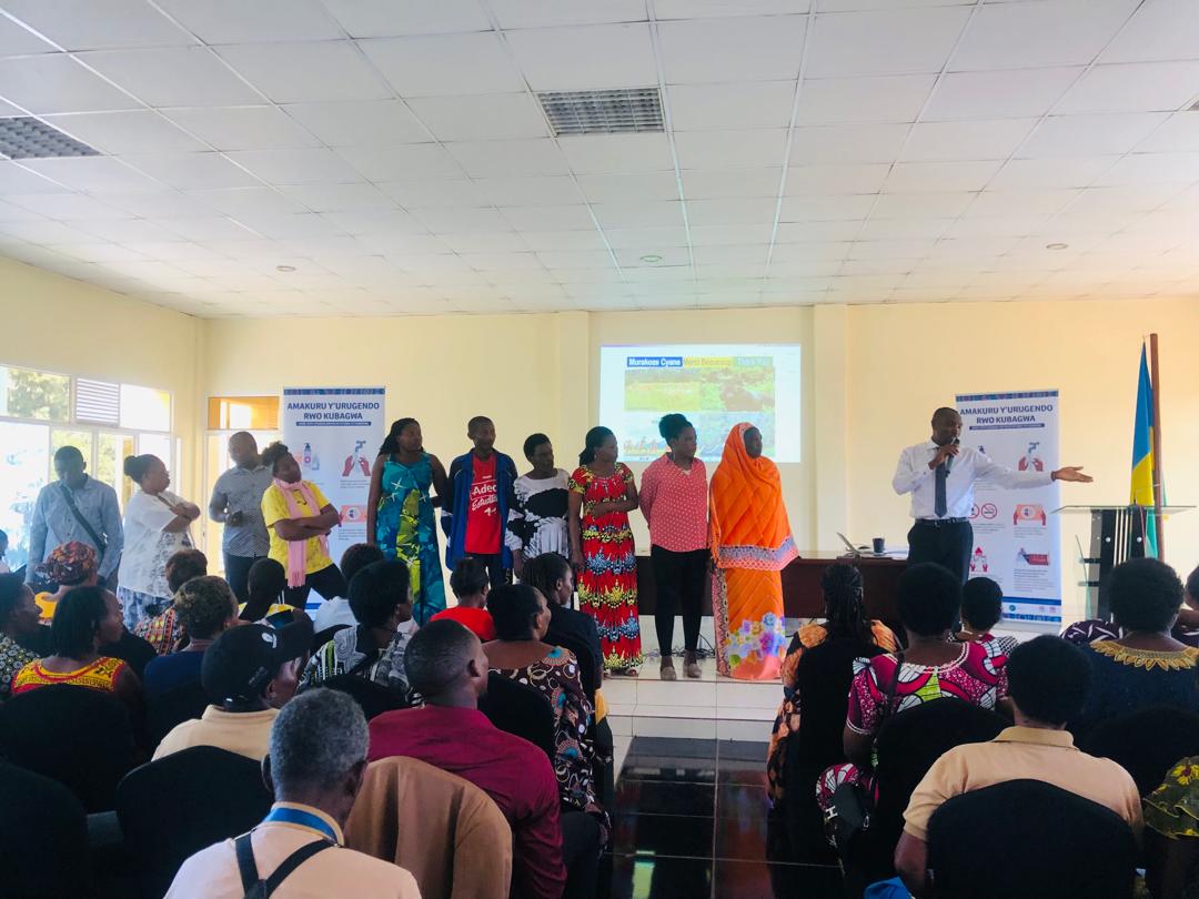 Today, in Kigali, The GSU Hub Rwanda held a vital workshop for Community Health Workers from Kacyiru Catchment area, focusing on early detection, prevention, and swift responses to Surgical Site Infections. Empowering our frontline healthcare heroes for better patient care! #CHW