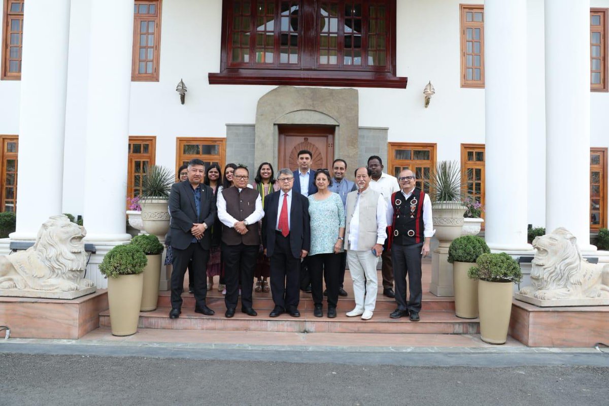 NITIAayog's tweet photo. Marking a significant stride in advancing cancer diagnosis and treatment, Vice Chairman, #NITIAayog, Shri @suman_bery inaugurated Nagaland's first Histopathology laboratory at  Naga Hospital Authority Kohima (NHAK) on March 12, 2024, in #Kohima. The laboratory, generously supported by Numaligarh Refinery Limited (@NRL_MoPNG) as a CSR initiative, holds promise for the future of healthcare in Nagaland. 

#HealthcareInnovation #Nagaland #InfrastructureDevelopment #CancerTreatment