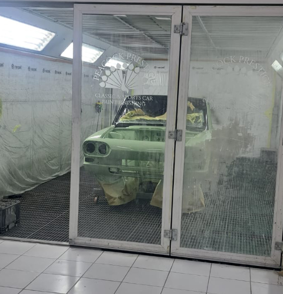 OctaneJames's tweet photo. Exciting photo received last night from Peacocks Prestige - the Beast is in the paint-booth.
#cactusgreen #blackroofdriversclub #triumphrevival #returntosplendour #restorationdrama #classiccars #triumph #peacocks #peacocksprestige #coventryclassics https://t.co/PPb8BdxJRC