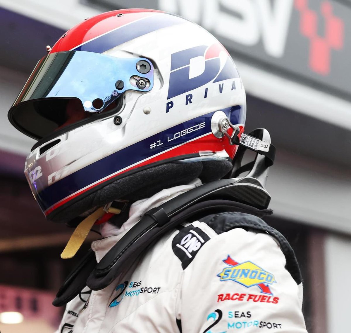 Anglo American Oil Company tweet media