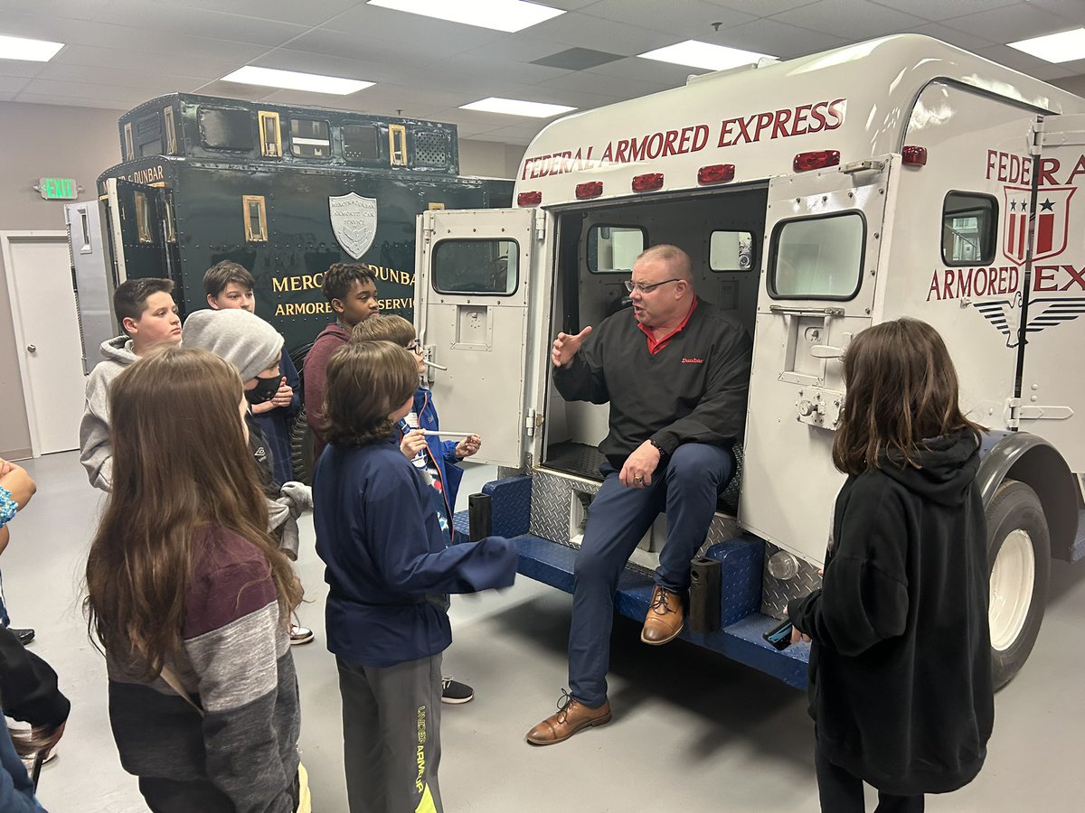 Old Mill Middle South tweet media