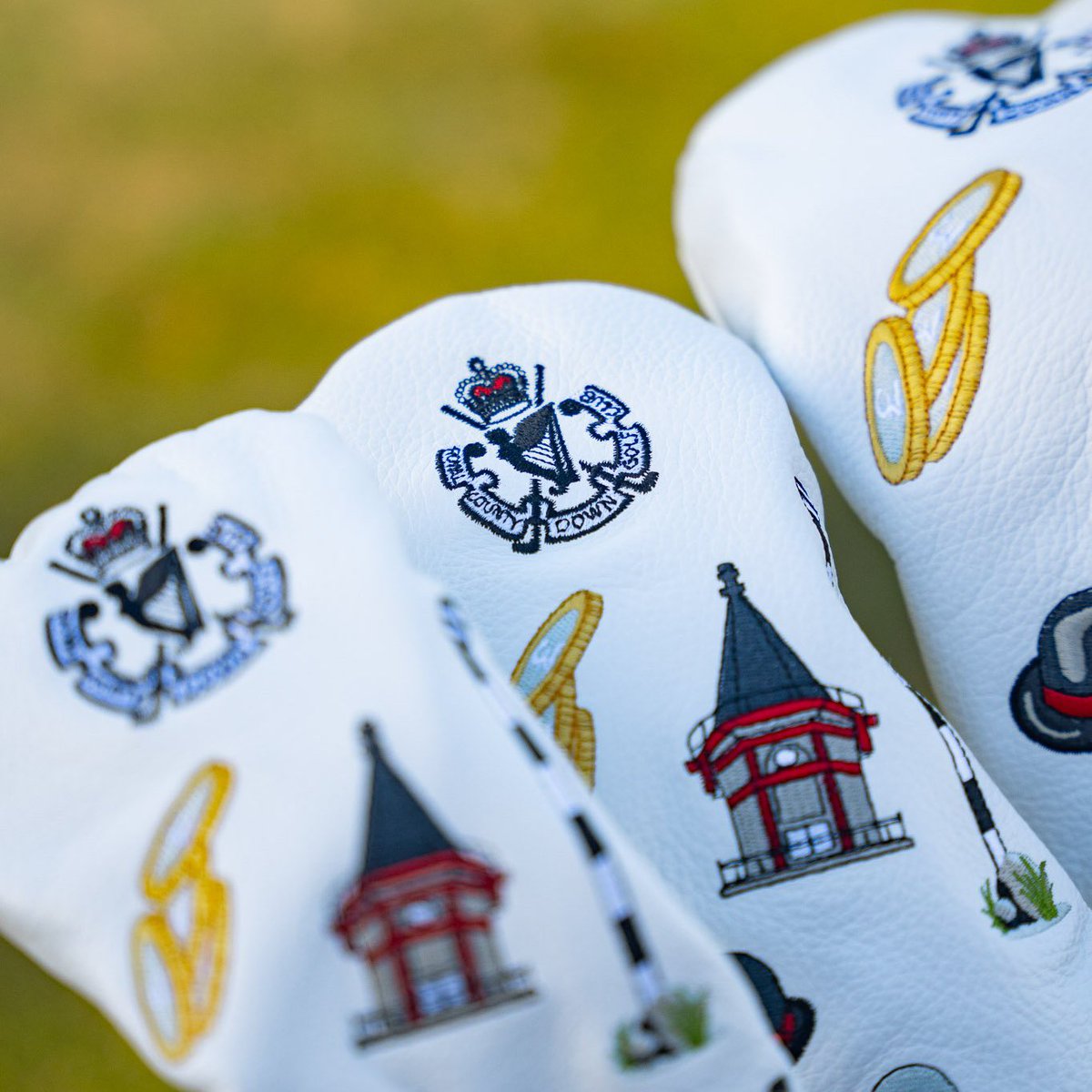 PRG_Golf's tweet photo. Another custom cover designed for @RCDproshop ⛳️
Including the iconic landmarks and features synonymous with the Royal County Down. This unique VANTO Vintage Leather headcover makes for another amazing #PRGProShop display. 👀
👉 https://t.co/VTPWyx2X9d

#PRGGolf #RCD https://t.co/QbKC1pLptb