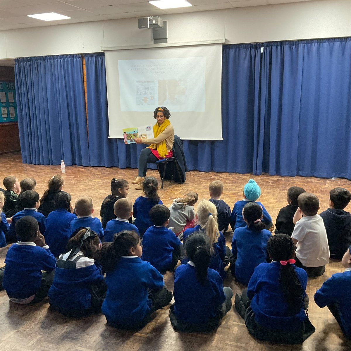 AshCroftSch's tweet photo. This morning, we welcomed Clare Francis-Slater in who is the Founder and Director of Diversity Days Everyday!

She taught our pupils across the Academy all about the Windrush Generation and also shared a beautiful story with our KS1 pupils.

Thank you Clare!

@theharmonytrust https://t.co/9yvEtkFFwo