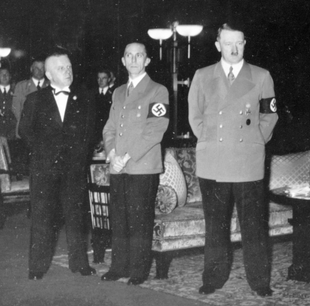 heinkel70's tweet photo. 身長順 https://t.co/ON0eKIfLqt