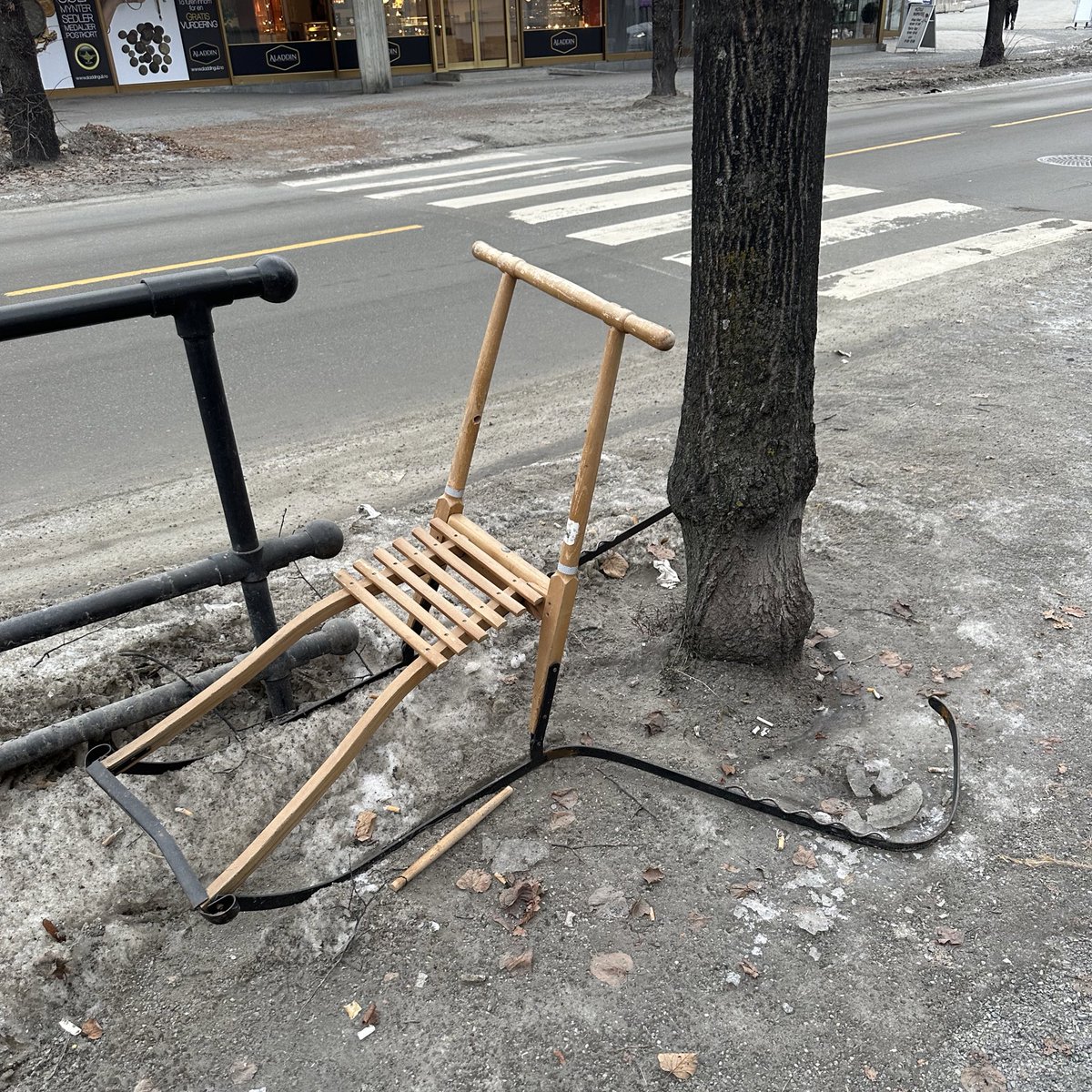 Simen Sommerfeldt tweet media