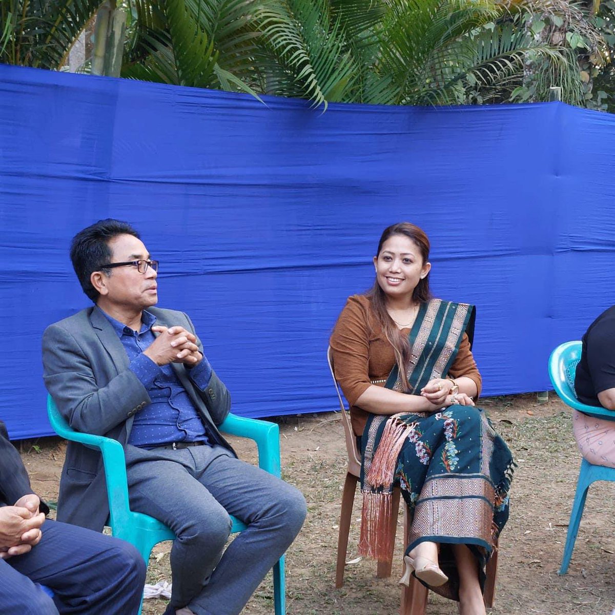 RiyaSangma_bjp's tweet photo. “Chai Pe Charcha” with my fellow friends and colleagues after the day’s meeting. 
#bjpmeghalayavibes #ModiKaParivar #BJP4IND #foreverbjp #BJPMeghalaya #communityengqgement https://t.co/1xARGCEpmC