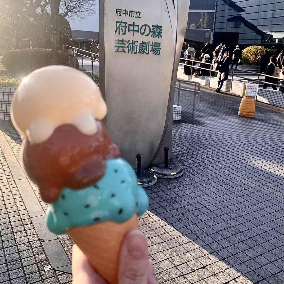 Nusarev's tweet photo. #NOMADOFNOWHERE #錦戸亮
シドニー　✈️　北京　✈️　名古屋
名古屋　🚄　府中
東京　✈️　北京　✈️　シドニー

毎回の遠征は辛苦でも楽しく、毎回も参加できて本当に良かったと思います。貴重な思い出を胸に、日常生活に戻る旅にまた出発します…次の再会を楽しみにしています✨
@RyoNishikido_JP https://t.co/c1zHzYUFnM