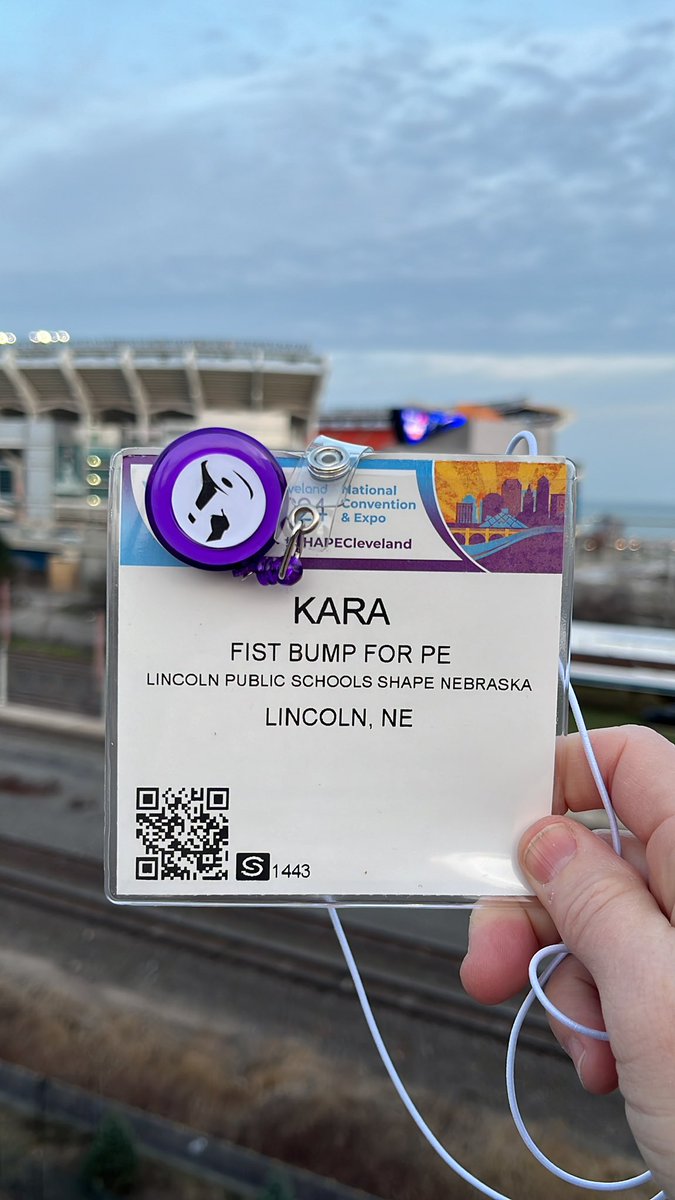 SHAPENebraska's tweet photo. Hey #ShapeNebraska! What would you like to see in November? #SHAPECleveland #FistBump #ActiveMovers #Walkandtalk https://t.co/zFFvGYN36J