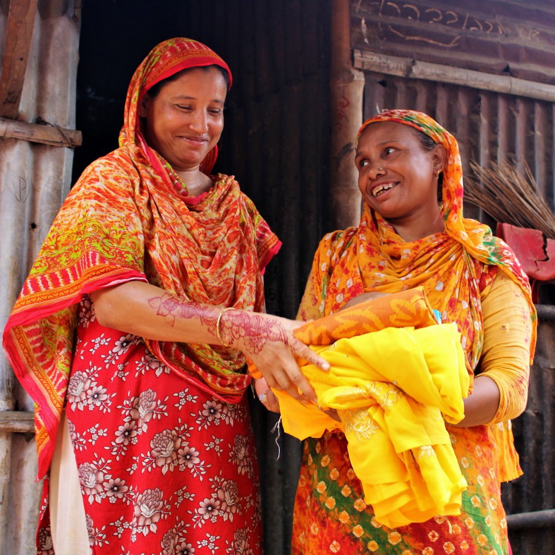 EUinBangladesh's tweet photo. If she is educated, we thrive 💜

Monira Begum was a domestic worker and one of the 1018 beneficiaries living in the Kallyanpur slum, whose lives have changed thanks to an 🇪🇺 EU-funded project focused on providing knowledge and skills to boost socioeconomic development.

#SheIsWe https://t.co/iixBPxN7zk