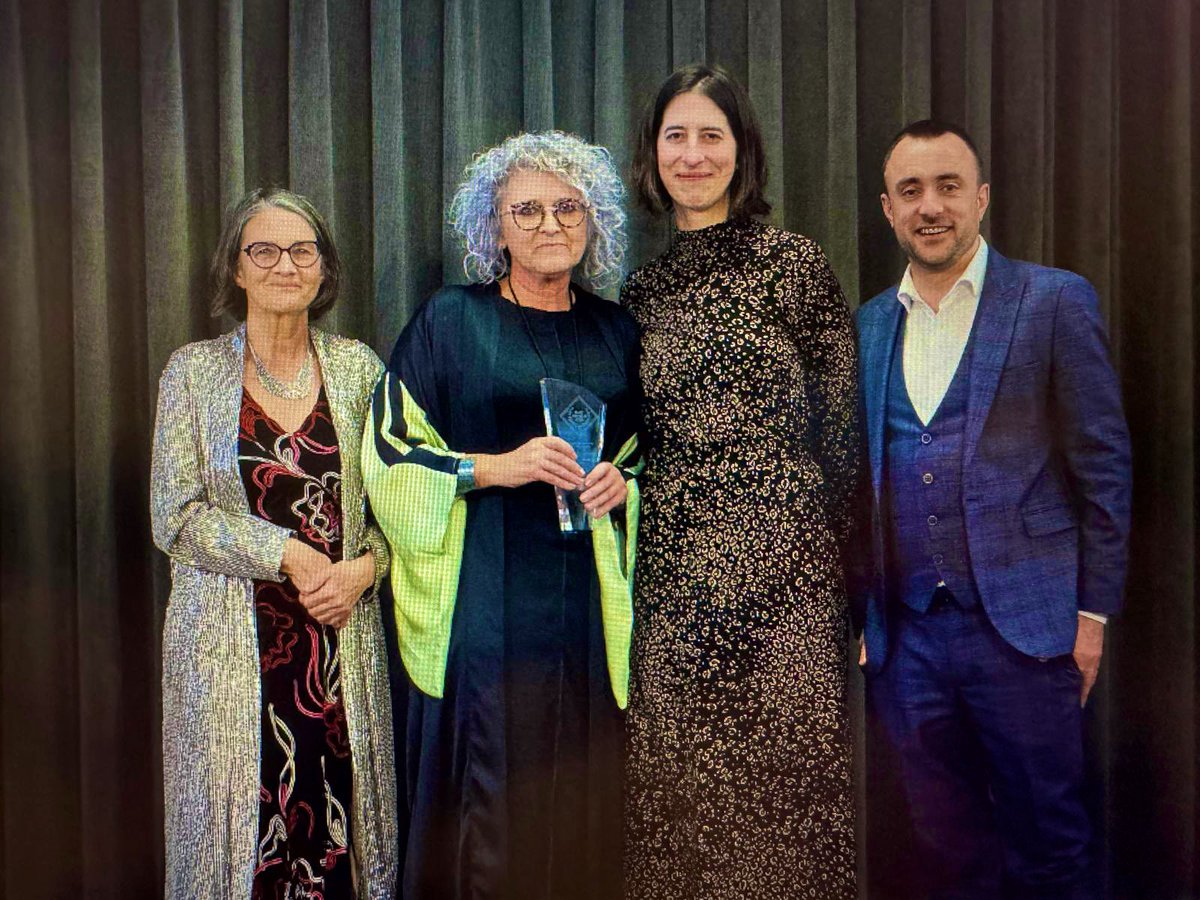 Last week @KingsNRG won the ‘Valued Partners Award’ at @MaudsleyNHS #SLaMStaffAwards24 🏆 🔝example of AHSC value and impact! ✅ @kingshealth @KingsCollegeLon @KingsIoPPN On #NoSmokingDay2024 remember the importance of bringing #ResearchintoPractice and let’s #stopsmoking