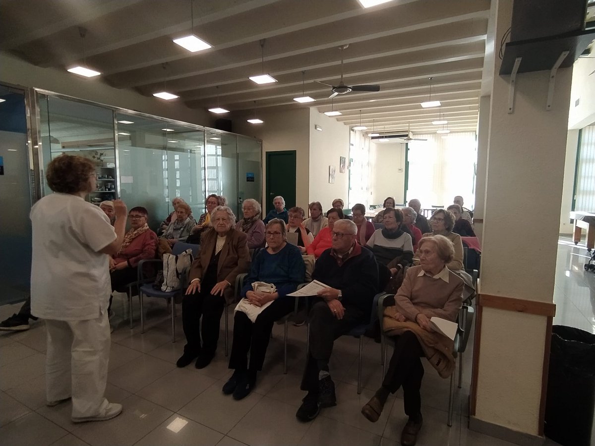 Eva Torra Escarrer (@evatorrae) on Twitter photo Inaugurem la 5a edició de #EscoladeSalut de <a href="/SVCastellet/">SVCastellet</a> . La sala plena per escoltar a <a href="/Cadia12345/">Cadia</a> parlar de la Salut intestinal <a href="/icscatcentral/">ICS Catalunya Central</a> <a href="/icscat/">ICS. Generalitat</a> Inaugurem la 5a edició de #EscoladeSalut de <a href="/SVCastellet/">SVCastellet</a> . La sala plena per escoltar a <a href="/Cadia12345/">Cadia</a> parlar de la Salut intestinal <a href="/icscatcentral/">ICS Catalunya Central</a> <a href="/icscat/">ICS. Generalitat</a>