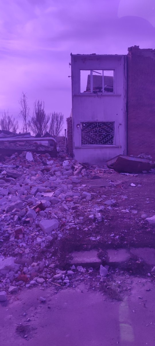 YRepich's tweet image. Сьогодні відвідали Очеретине.
Допомогли цивільним,заїхали до військових.
В кого є бажання та змога
Допомагайте на топливо
Україна переможе.
Разом ми сила.
4149499392124747