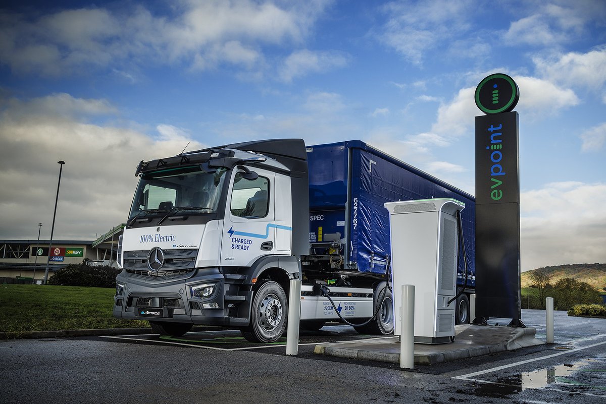 UK Government and the transport industry are investing £16.5m to upgrade truckstops in England. Expect to see 430 new parking spots, improved amenities, better security and EV charging points. This is great news for driver welfare - read the full story: bit.ly/16MillTS