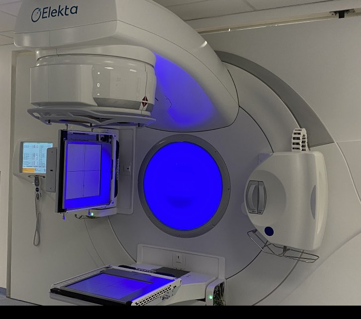 🎤Big shout out to our team of radiotherapy physics, engineers and electronics #HealthcareScienceWeek @nottmhospitals A vital role in making sure our machines are in good working order to deliver correct treatment, imaging,treatment plans and so much more for our patients TY 👏🙂