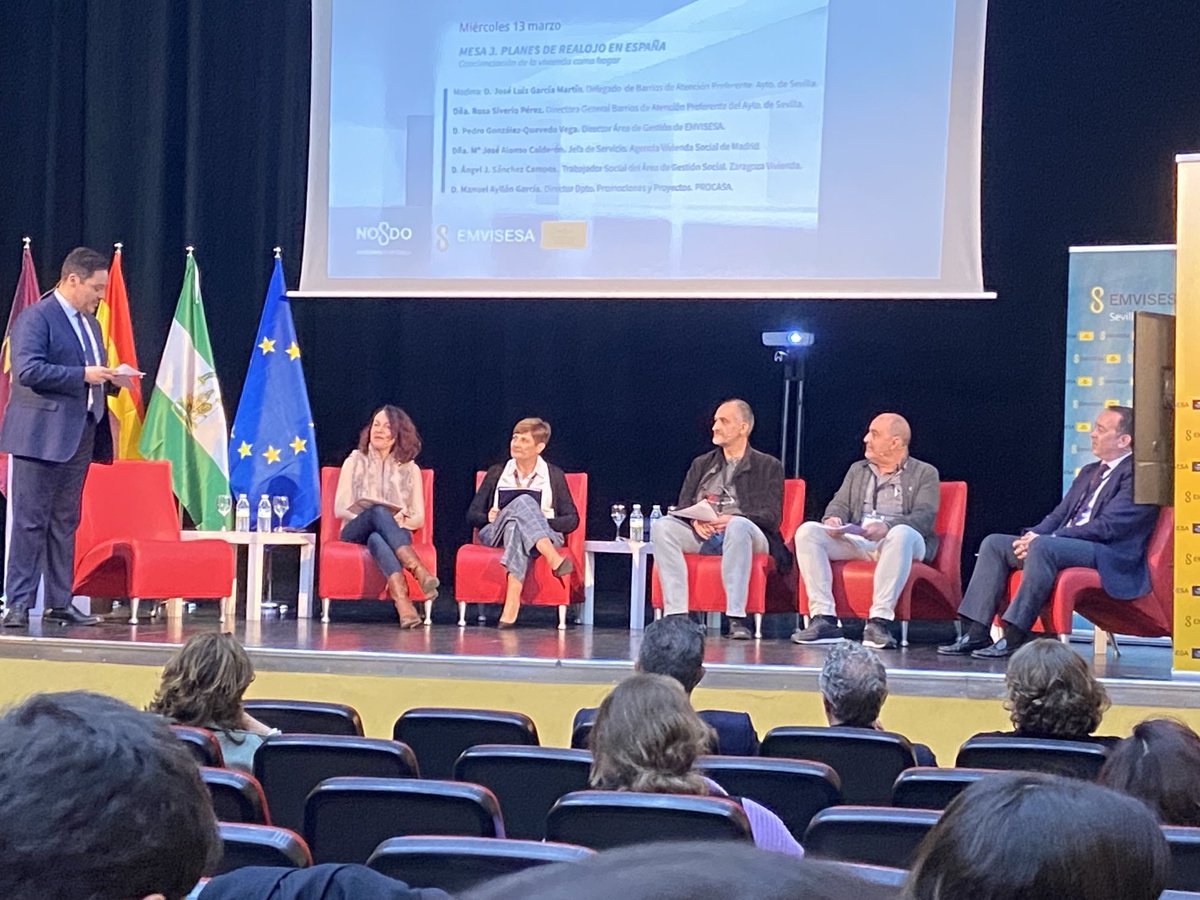 Manuelfernaj7's tweet photo. VI Jornadas de Vivienda Social ⁦@emvisesa⁩ mesa de Planes de realojo en España. ⁦@Ayto_Sevilla⁩ ⁦@asocpazybien⁩ ⁦@ppepelusev⁩ #conlaspersonas https://t.co/nSlL7vgCrD