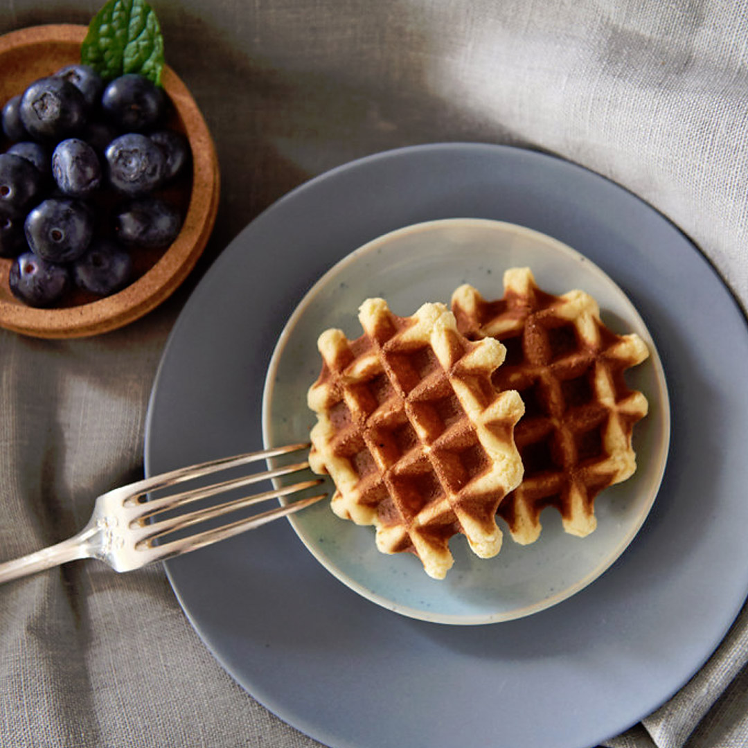 GourmetLeon's tweet photo. Nuestros GOFRES BELGAS, ¡son belgas de verdad! 🧇 🇧🇪 Suaves, crujientes, de sabor original, con chocolate o incluso sin azúcar añadido. Todo un manjar que conquistará corazones y paladares con su irresistible encanto.
¡Descúbelos en nuestro catálogo! 👉 https://t.co/Uq3TabhB92 https://t.co/1sSCiuPNzB