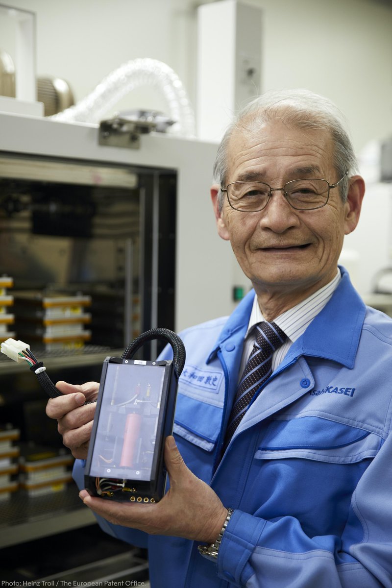 "My path to chemistry began in the fourth grade of elementary school, when my teacher recommended that I read 'The Chemical History of a Candle' by Michael Faraday." 

2019 chemistry laureate Akira Yoshino tells us about the book that changed his life: bit.ly/3OyKfPJ