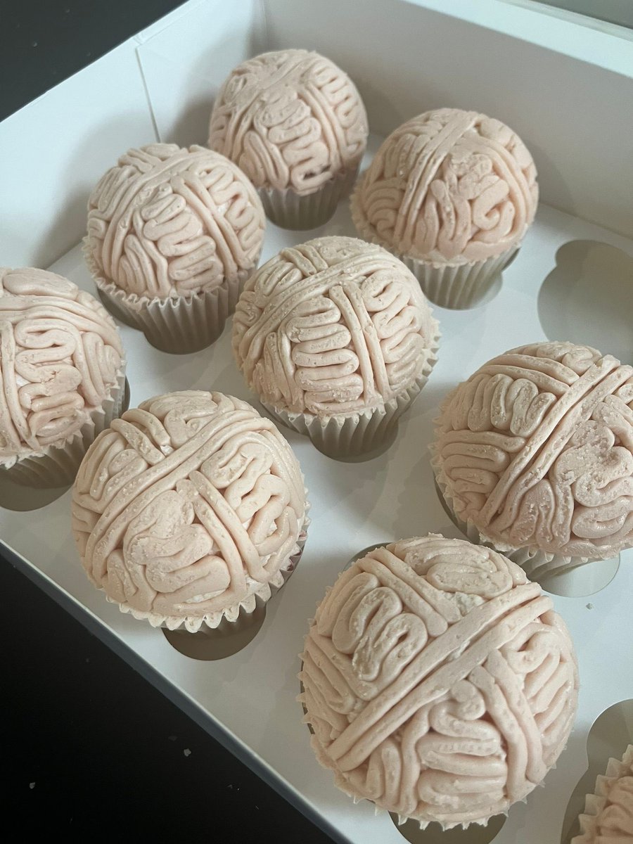 Happy World Delirium Awareness Day 2024! Celebrating with some brain-themed deliciousness to encourage screening of our paediatric patients for critical care delirium. 
#PedsICU #WDAD2024  #screenfordelirium <a href="/PICANetAudit/">PICANet Audit</a> #earlyrehabilitation <a href="/UHLCICU/">UHL_CICU</a> <a href="/LeicChildHosp/">Leicester Children's</a> <a href="/bojee/">Jo Wilson</a>