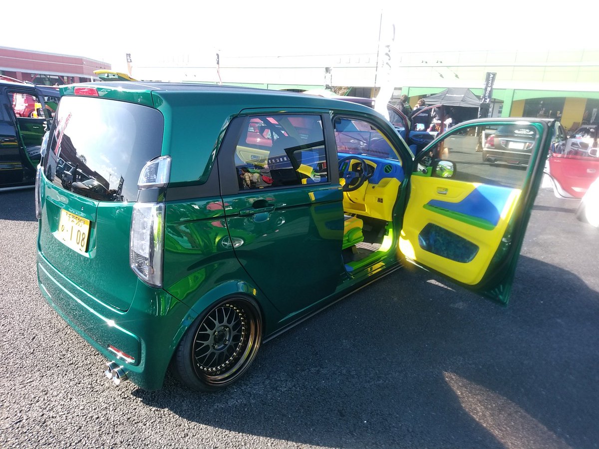 ともやおじさん🧔🏻過去車でドヤアカウント tweet media