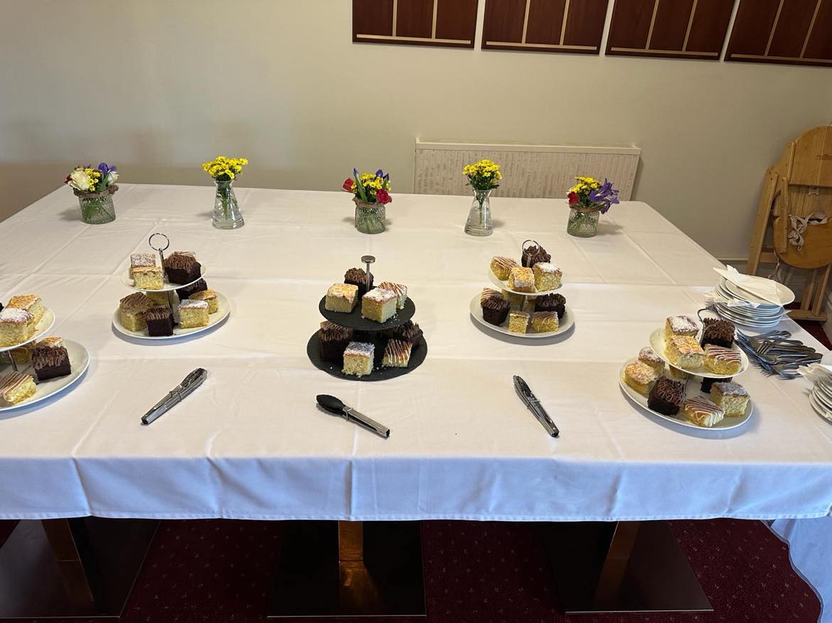 abersochgolf's tweet image. Mwynhewch deisen a choffi heddiw.
Enjoy coffee and cake today.

#cacen #coffi #panad #coffeeandcake #clwbgolffabersoch