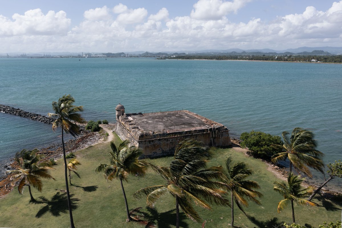 AustynVisuals's tweet photo. Isla de Cabras - The perfect spot for some unique aerial perspectives. Shot on the DJI Mavic 2. https://t.co/bCyEU2iVE6