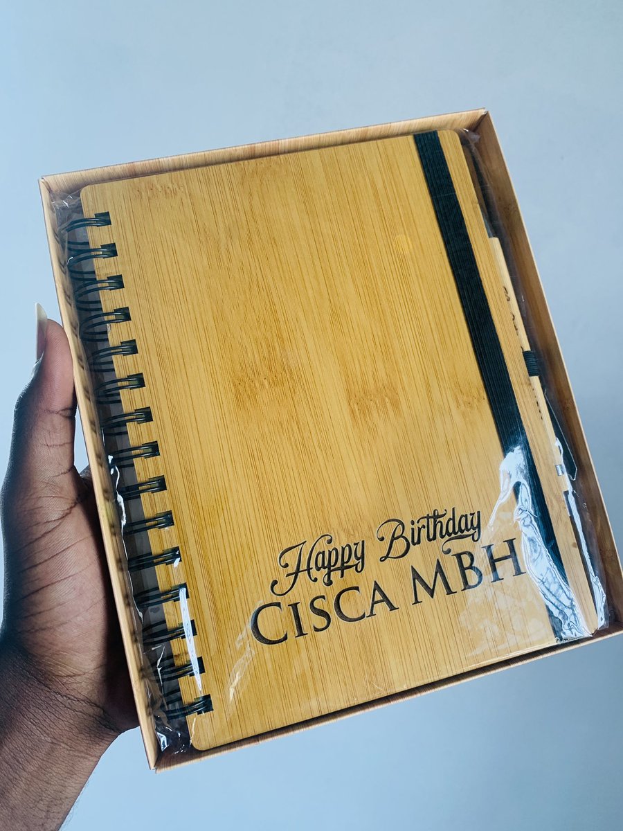 Rulorm_C's tweet photo. Customized Notepad with Pen 

#rulorm #mugs #braceletmaking #necklaceset #vacuumflask #wallets #wristwatches #keyrings #diaries #pens #mousepad #plaques #tumblers #clocks #belts #rings #cufflinks #beautiful #designs #jewelrybusiness #jewelrymaking #music #birthdaygiftideas https://t.co/NYzYSTQaIk