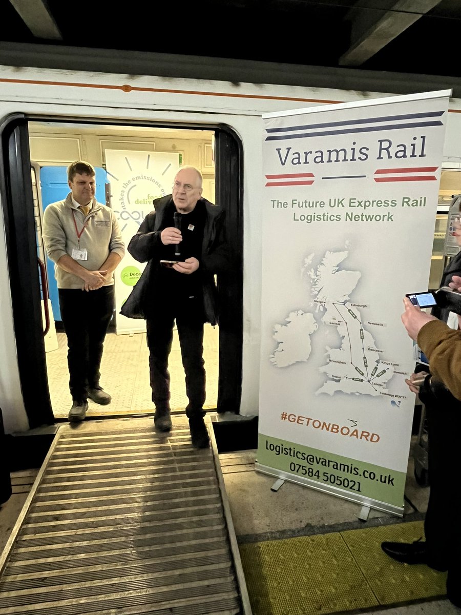 Here at @NetworkRailLST, @networkrail chair @LordPeterHendy offers his support and encouragement for @RailVaramis.