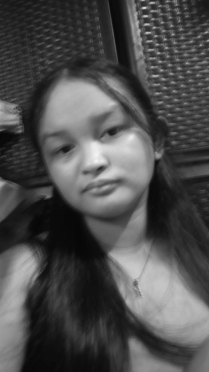 zkmnlv tweet picture