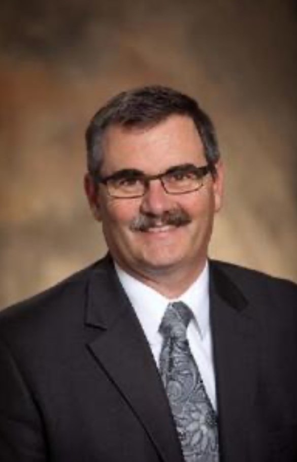 CdnFireChiefs's tweet photo. We are saddened to share that Chief Bruce Burrell, a past president of @CdnFireChiefs and a former Fire Chief of the Year, has passed away. Chief Burrell brought a degree of dedication unmatched by many to firefighter safety. He will be remembered. Our condolences. @chiefmcmullen https://t.co/BzVoLV2aJO