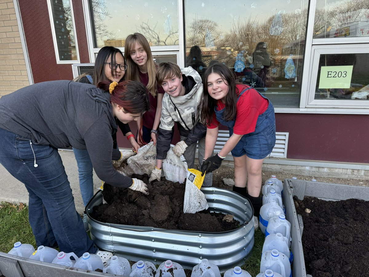Maria Perdios (@mariaperdios) on Twitter photo NSMS Organic Gardening Club getting ready for spring planting
<a href="/RyanWOHara/">Ryan O'Hara</a> <a href="/drzublionis/">Chris Zublionis, Ed. D.</a>
#teamworkmakesthedreamwork #nsmsvikings #kidsgardening #schoolgarden NSMS Organic Gardening Club getting ready for spring planting
<a href="/RyanWOHara/">Ryan O'Hara</a> <a href="/drzublionis/">Chris Zublionis, Ed. D.</a>
#teamworkmakesthedreamwork #nsmsvikings #kidsgardening #schoolgarden