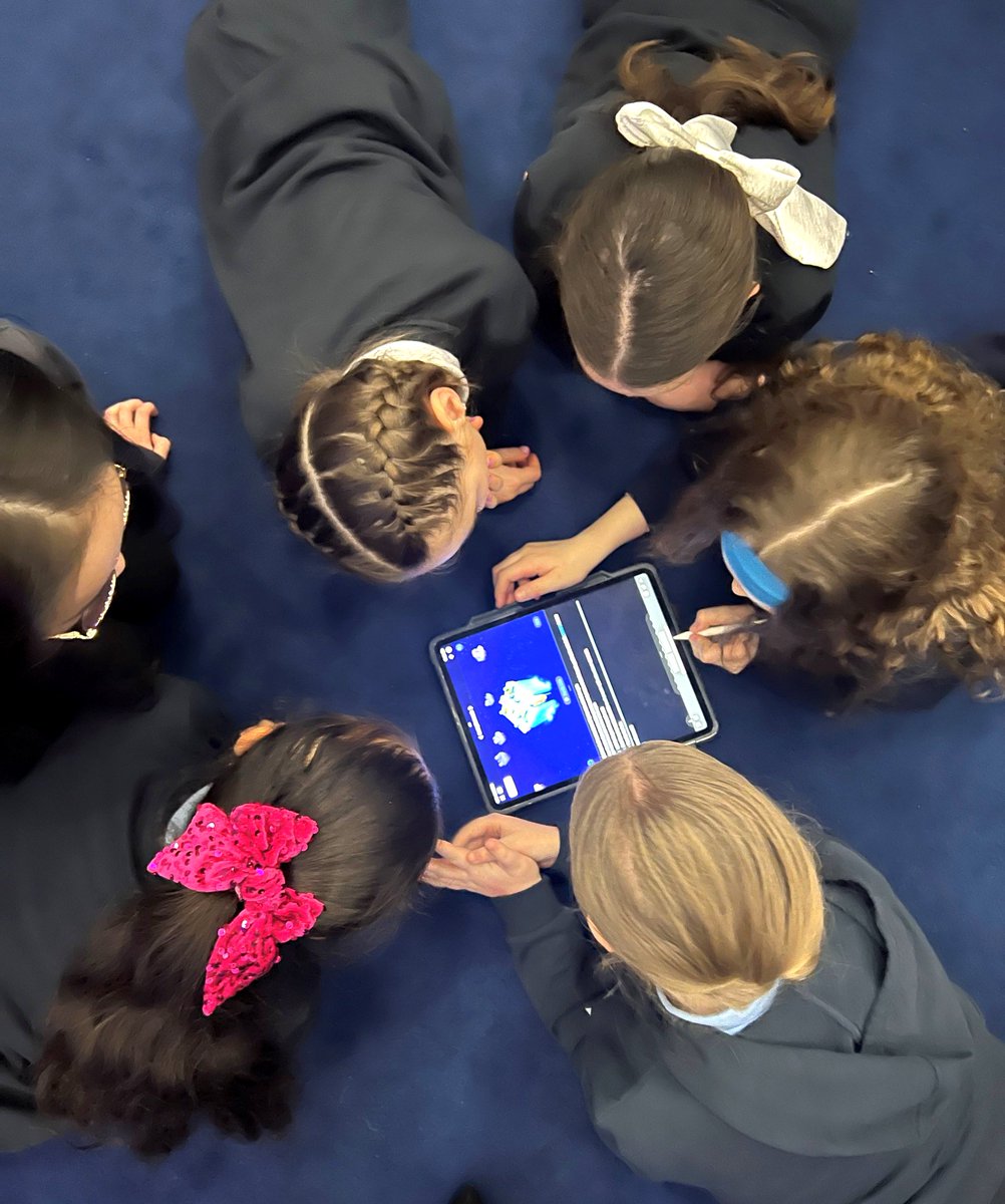 Conditional Coding… no problem to the kids from Stanhope Street Street Primary school during our #EveryoneCanCode class today! #Apple #AppleDistunguishedSchools