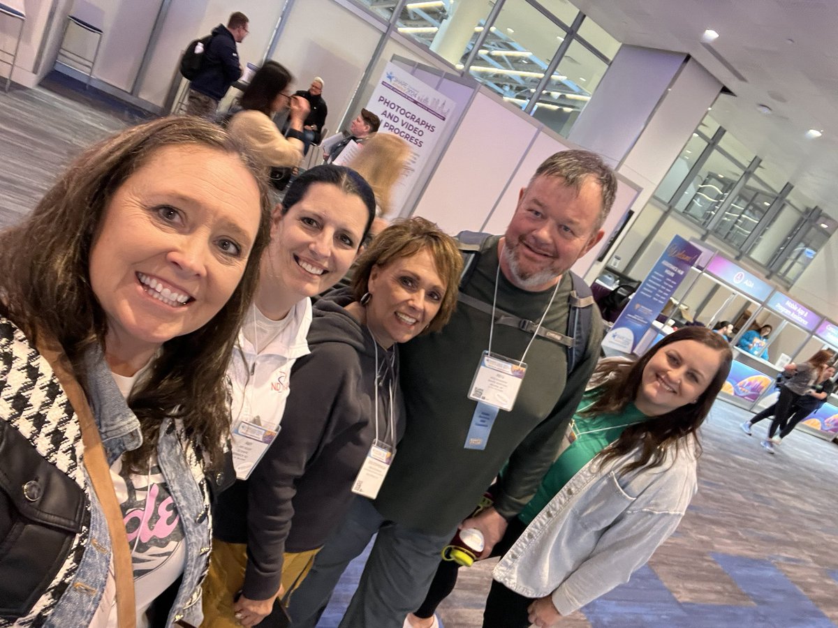 Tracy Nelson tweet media