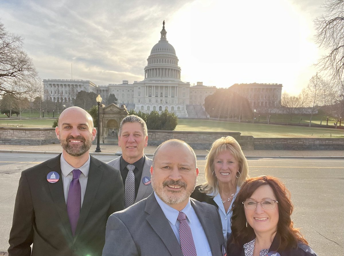 Getting ready to spend the day on Capitol Hill advocating for Kansas schools and students. @KSPrincipals @USAKansas @SaccoEric @LesWatso #PrincipalsAdvocate