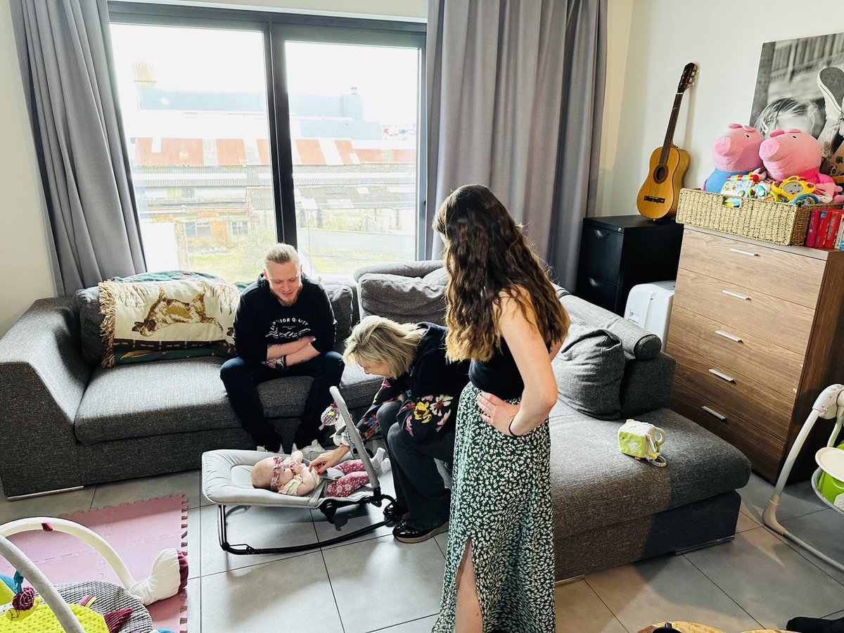 Met Back on Track worden jonge dak- en thuislozen intensief begeleid. Met resultaat. Na 1 jaar krijgen 78% van de jongeren hun leven terug op de rails en hebben ze huisvesting gevonden. We investeren 3 miljoen euro om die aanpak in heel Vlaanderen te verankeren.