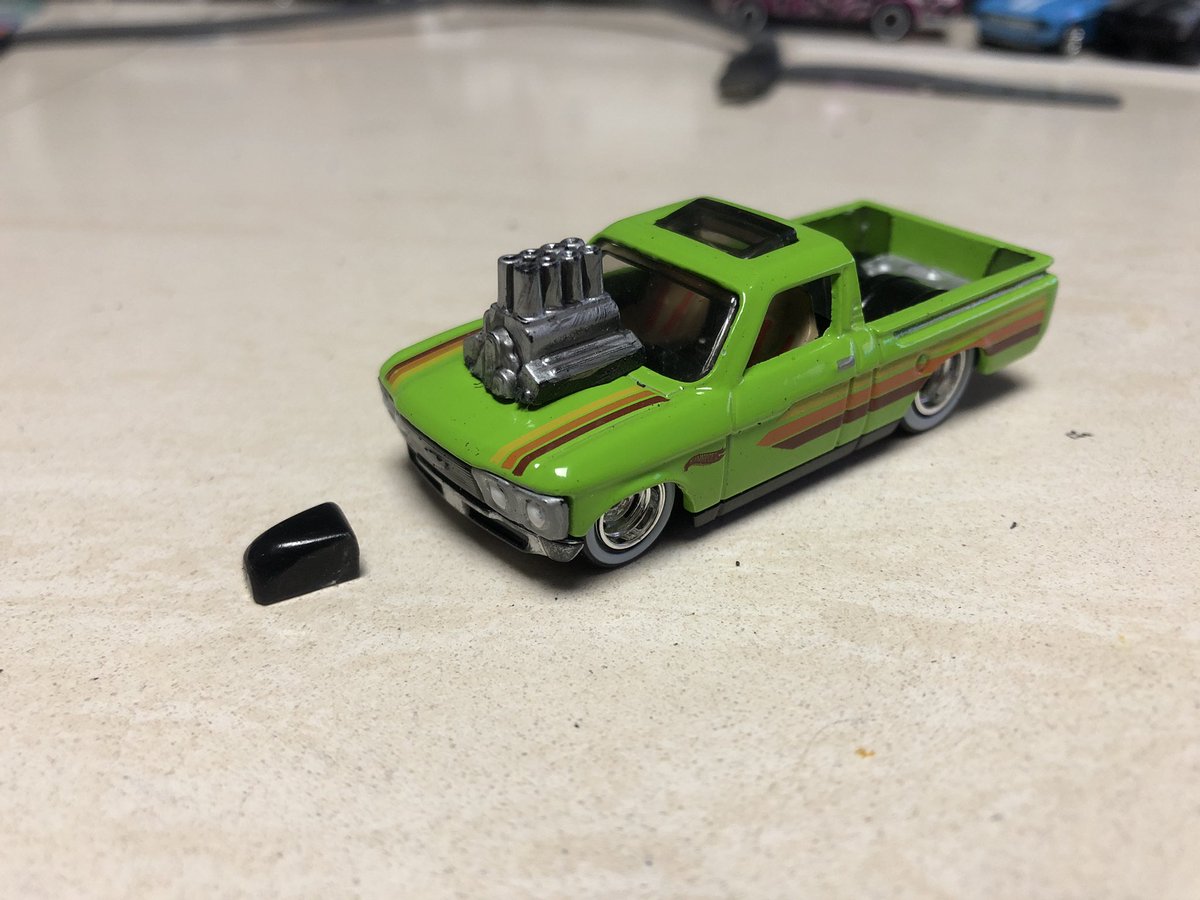 porschegmbh's tweet photo. #ホットウィール  #HotWheels  #ChevyLUV  #ISUZUFASTER HWいすゞファスターの新しいの出る前にシボレーのニューモーター搭載を夢見る(≖ᴗ≖ )ﾆﾔﾘ https://t.co/Hh0sMbJ7lT
